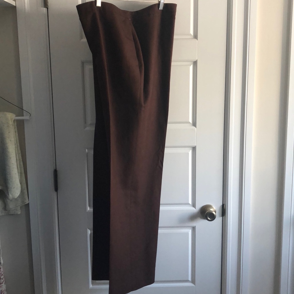 Kate Hill linen dress pants. Brown. 16w.